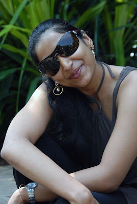 Padma Priya Sexy Bollywood Photo in Black T Shirt