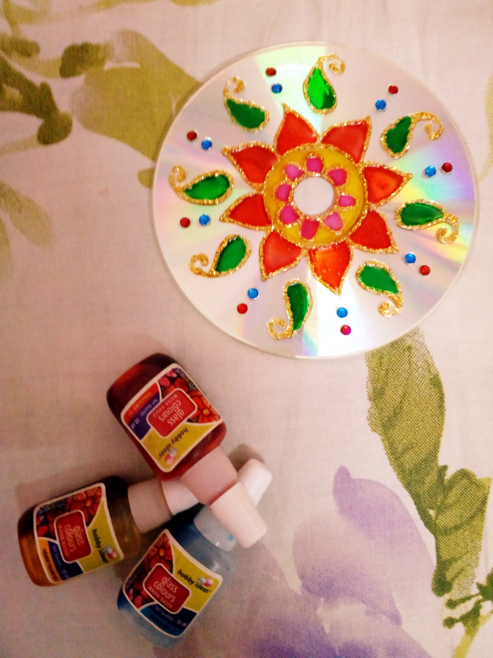 The creative twins : Beautiful CD Rangoli