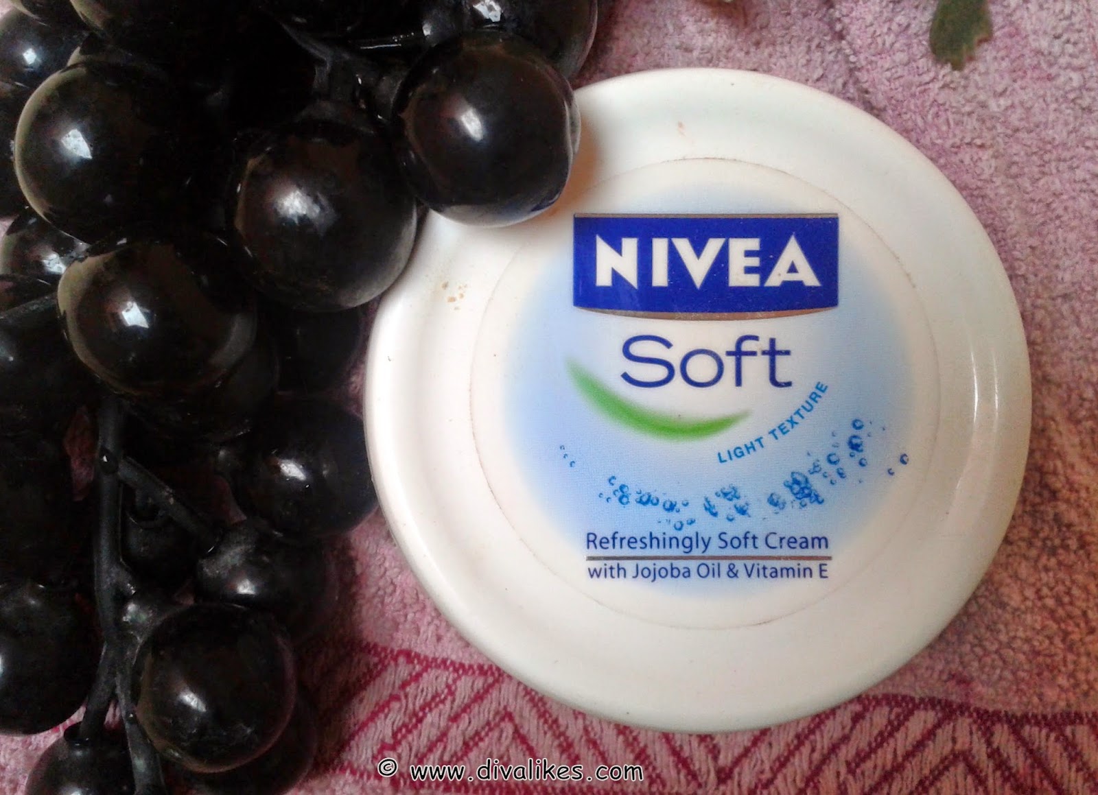 nivea soft refreshingly soft moisturizing cream with jojoba oil and vitamin e reviews