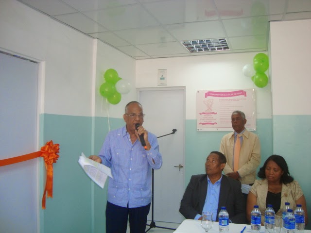 Director CONAVIHSIDA inaugura unidad  Servicio Atención Integral para Adolescentes en Barahona  