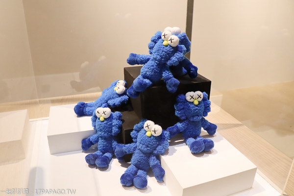 台中大里|台中軟體園區Dali Art藝術廣場|2019 KAWS BFF雕塑7/15-9/15 台中大里|台中軟體園區Dali Art藝術廣場|2019 KAWS BFF雕塑7/15-9/15