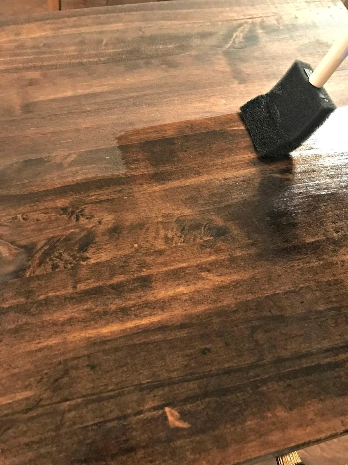 How to apply poly to wood