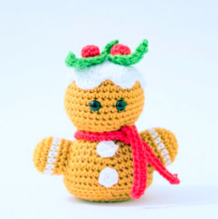 Amigurumi christmas gingerbread Crochet, free christmas crochet pattern,  christmas  gingerbread crochet, christmas amigurumi,  christmas gingerbread doll, crochet christmas decor, christmas gingerbread centerpiece,  christmas gingerbread ornament,  christmas gingerbread bauble, crochet ornament, crochet gingerbread apron, free crochet, free amigurumi, crochet christmas gift, crochet  christmas gingerbread gift, handmade christmas present, handmade christmas decor, handmade christmas gingerbread, Amigurumi Crochet christmas gingerbread Free Crochet Patterns