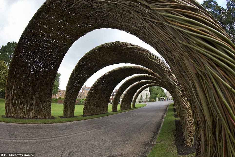  Global Empower Media Uniting Nations in Peace The Walkway Willow