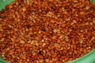 Deep South Dish: Southern Field Peas And Snaps