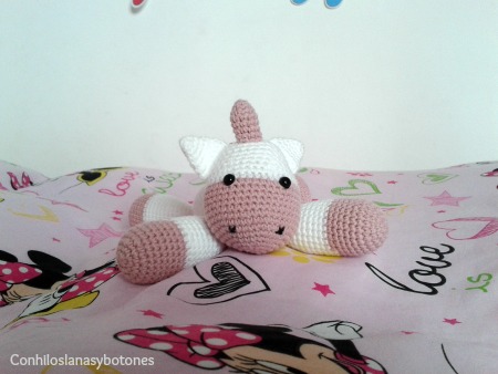 Conhiloslanasybotones - bebé unicornio amigurumi