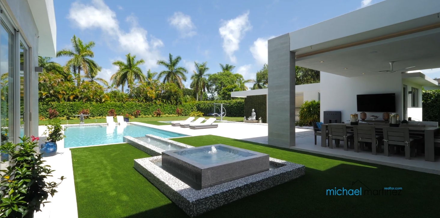 53 Photos vs. 7218 SW 102 ST, Pinecrest, FL Luxury Mansion Interior Design Tour