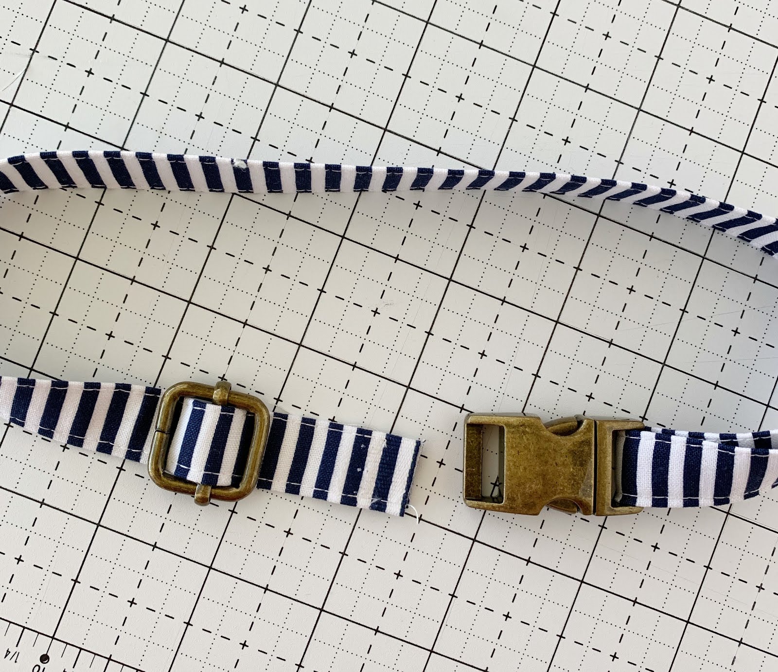 Woodberry Way Fabric Dog Collar Tutorial