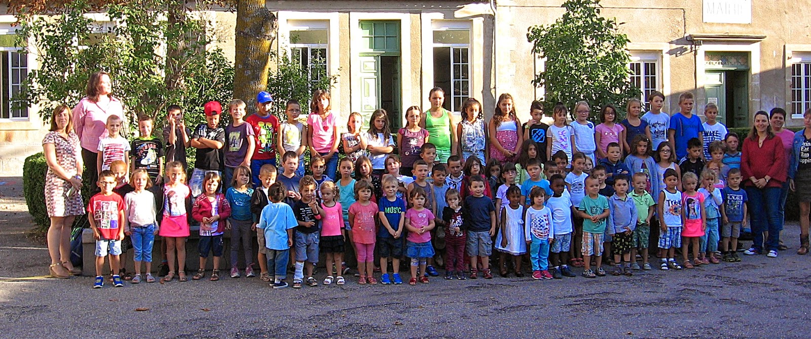 Bellegarde du Razès BELVEZE 75 élèves pour la rentrée scolaire de