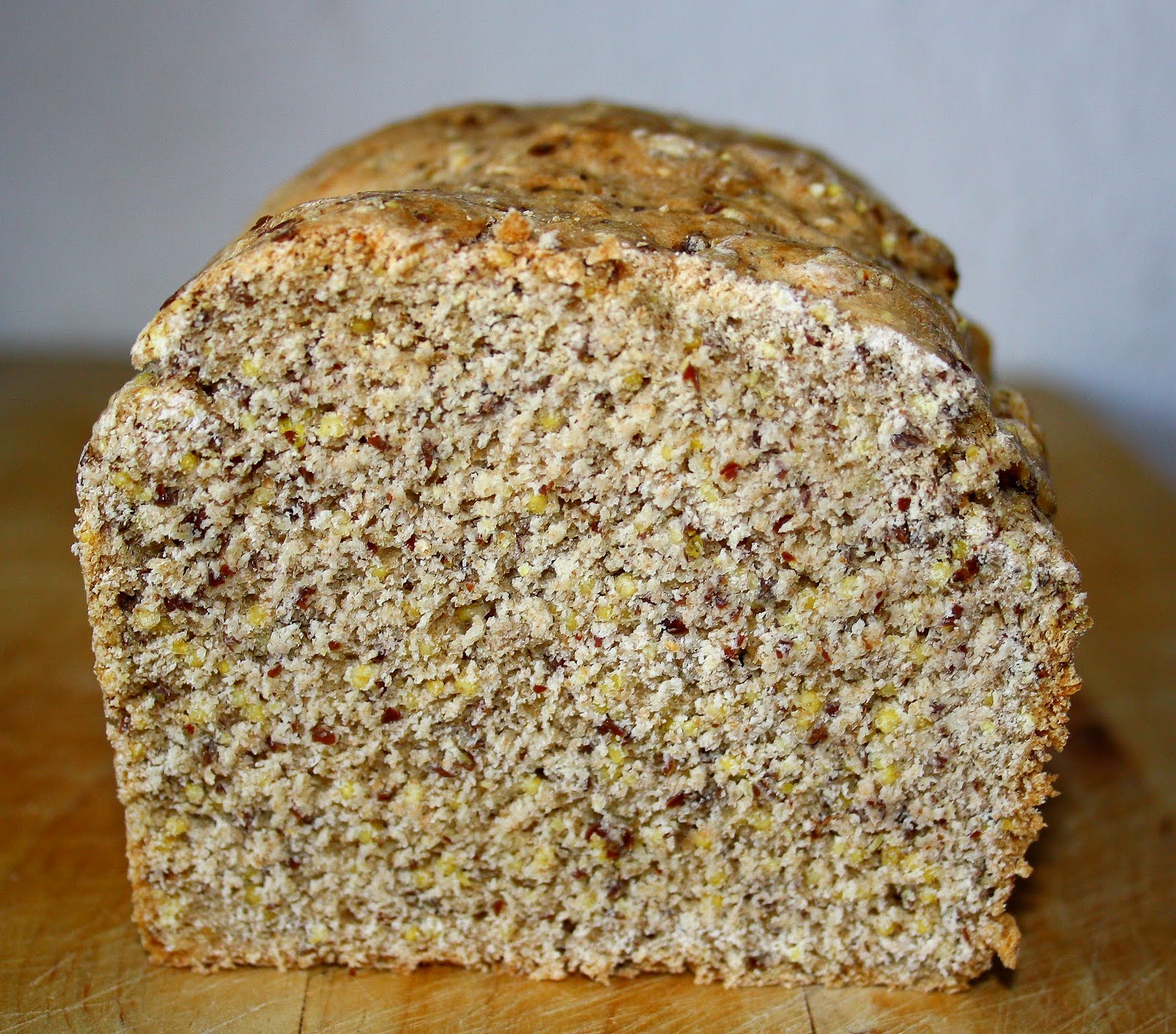 Selber Brot backen - Hirse-Joghurt-Brot – The Vegetarian Diaries