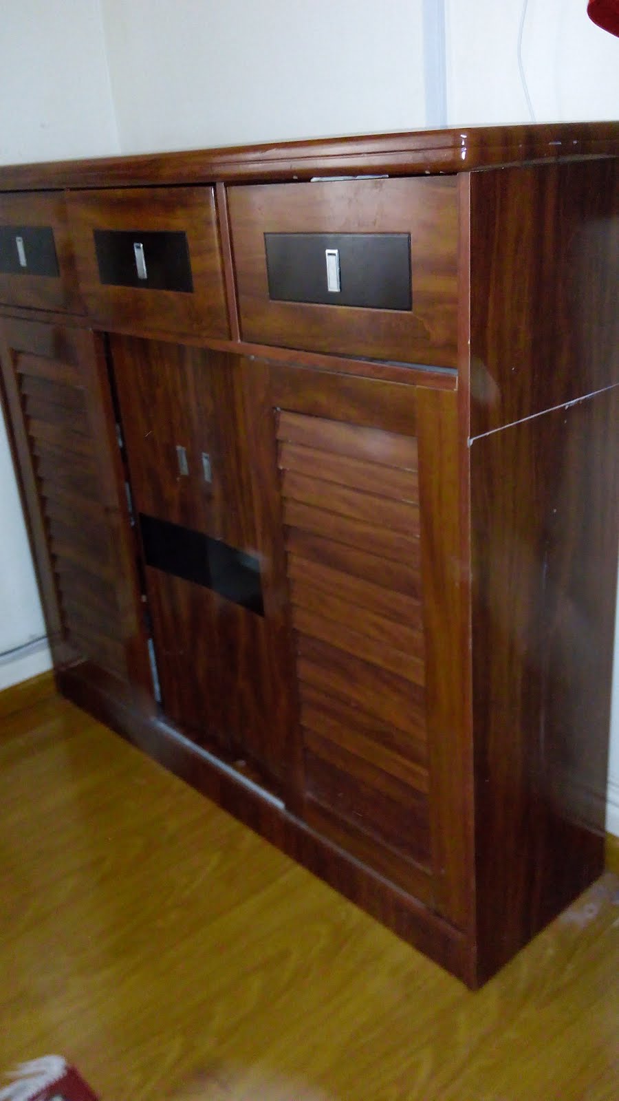 NairobiMail Wooden Wardrobe for Sale