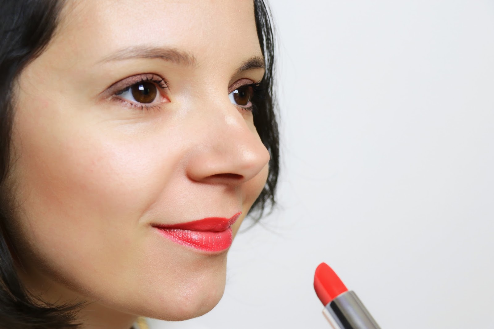 les gommettes de melo gommette artdeco maquillage makeup rouge a levres ombre 3 couleurs comment porter bronzer astuce tuto tutoriel etape 