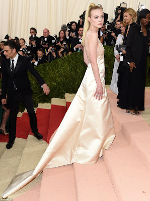 Red Carpet photos from the 2016 Met Gala