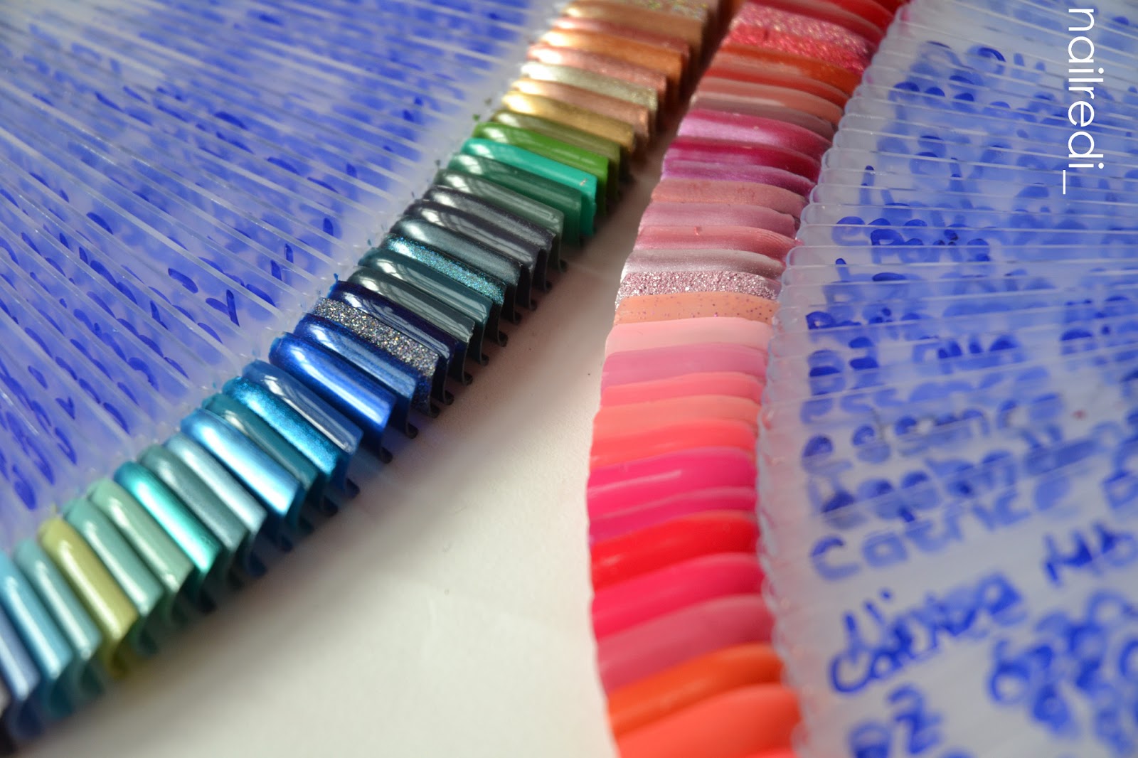 CoralSpring: Nagelfächer sind lackiert!