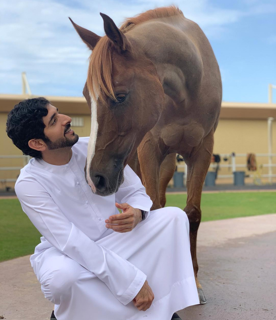 5 MustFollow Dubai Instagram Accounts