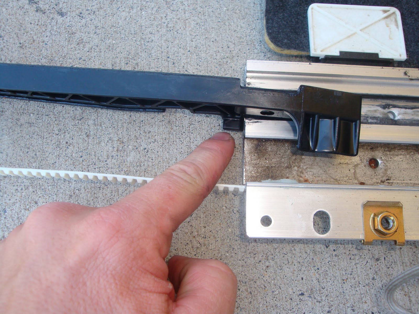 Cheap Fix Pics on removing a sunroof for a 2004 Highlander to replace