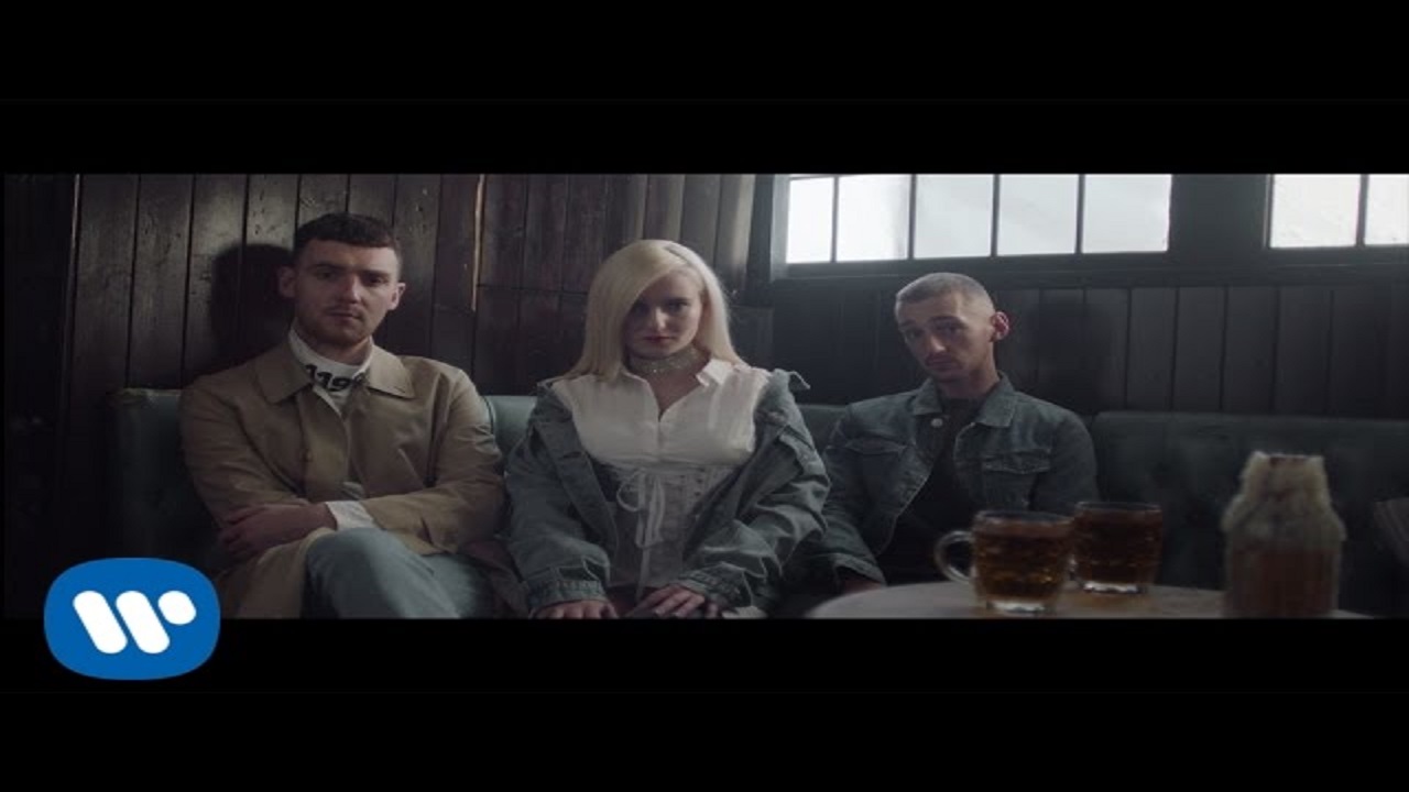 Lirik Clean Bandit - Rockabye dan Terjemahan Lagu - LirikTerjemahan.id