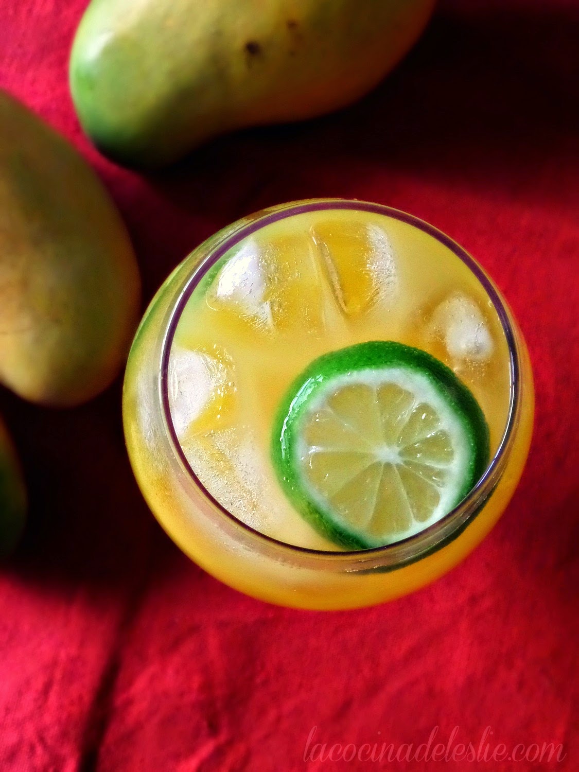 Mango Lime Agua Fresca - lacocinadeleslie.com 