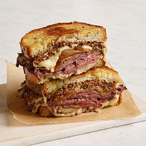 She Loves Food and Flowers: Roast Beef & Onion Grilled Cheese Sandwich
