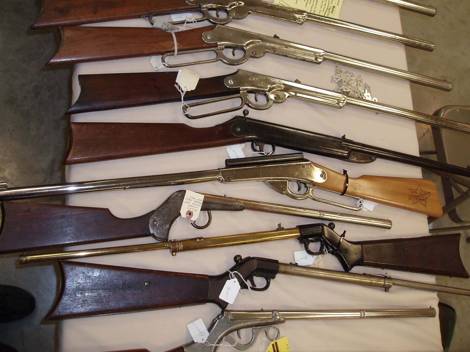 Another Airgun Blog Toys that Shoot Airgun Show in Findlay, Ohio 2011