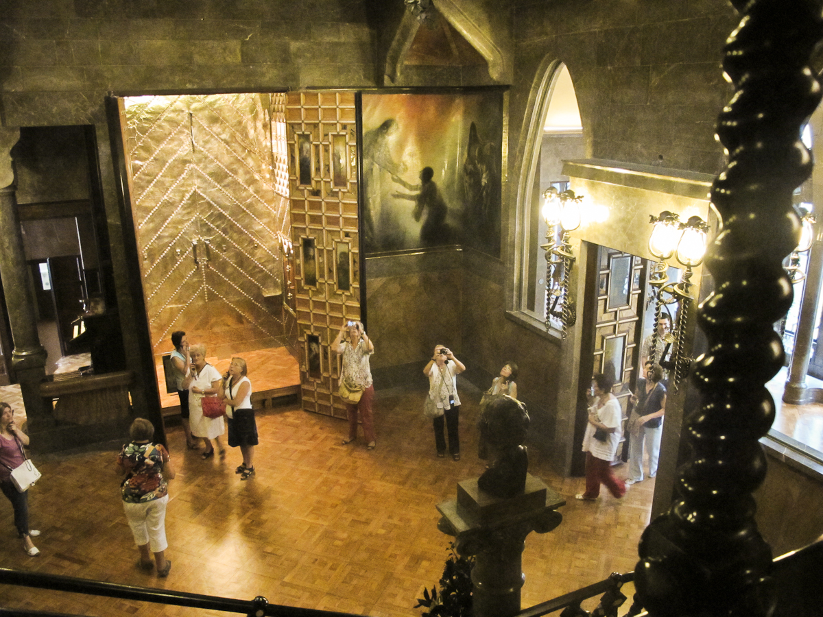 Milerenda: Visita al Palau Güell