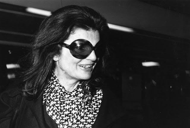 Jackie in signature sunglasses 1975