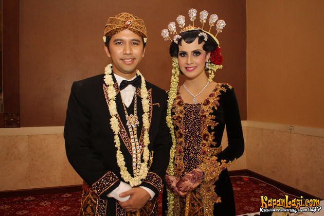 baju nikahan adat jawa kebaya kutubaru