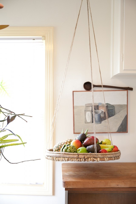 5 creative kitchen storage ideas you can diy | The hanging basket storage. Image via Refinery 29.