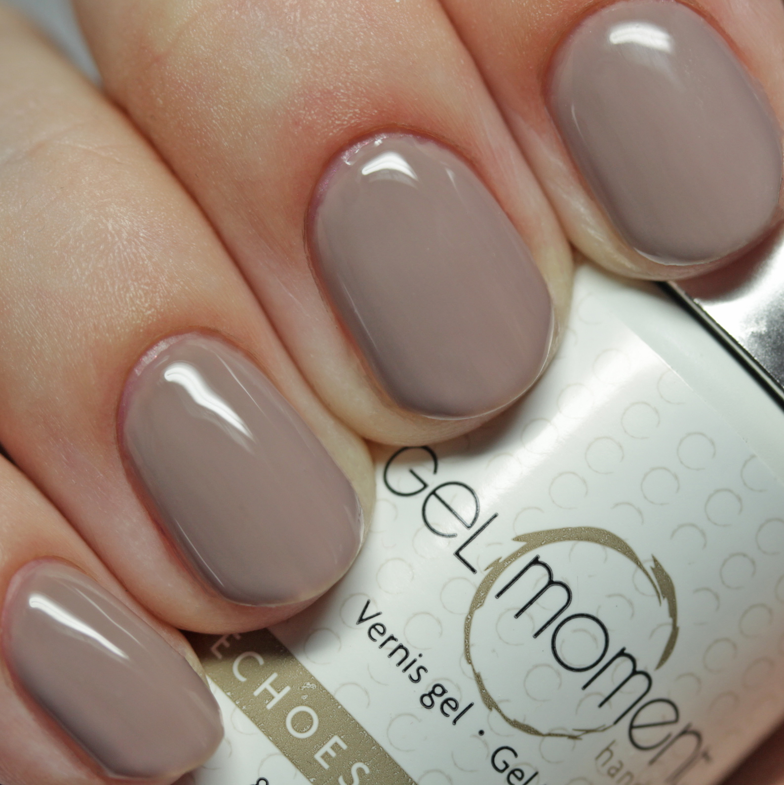 The Polished Hippy GelMoment One Step Gel System and LED Lamp Review