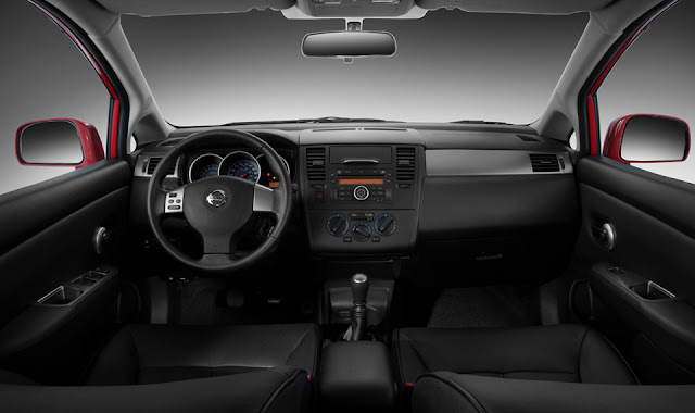 El Nissan Tiida suma más equipamiento a partir de julio : Autoblog