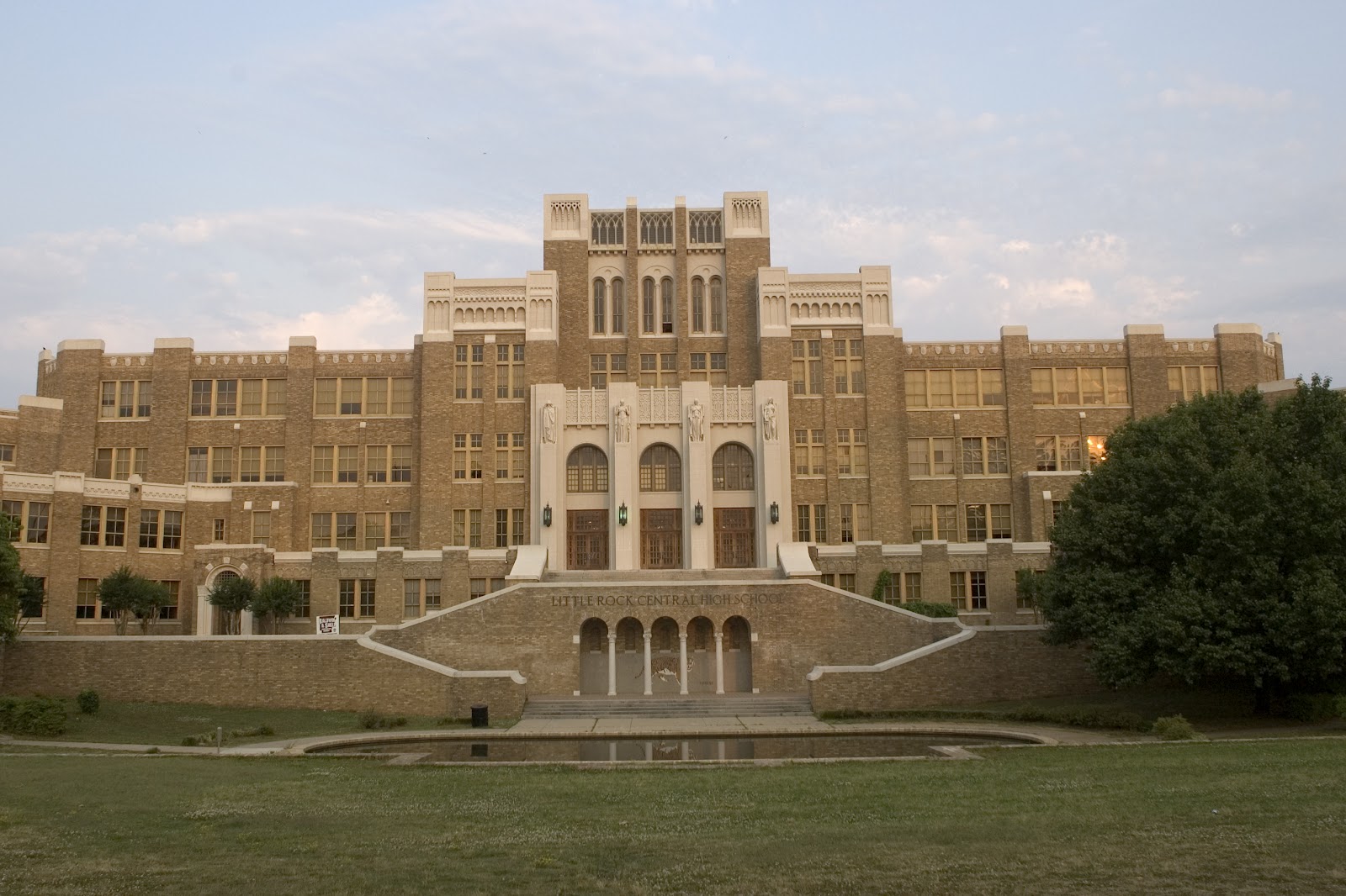 Tour America's History Little Rock Central High School
