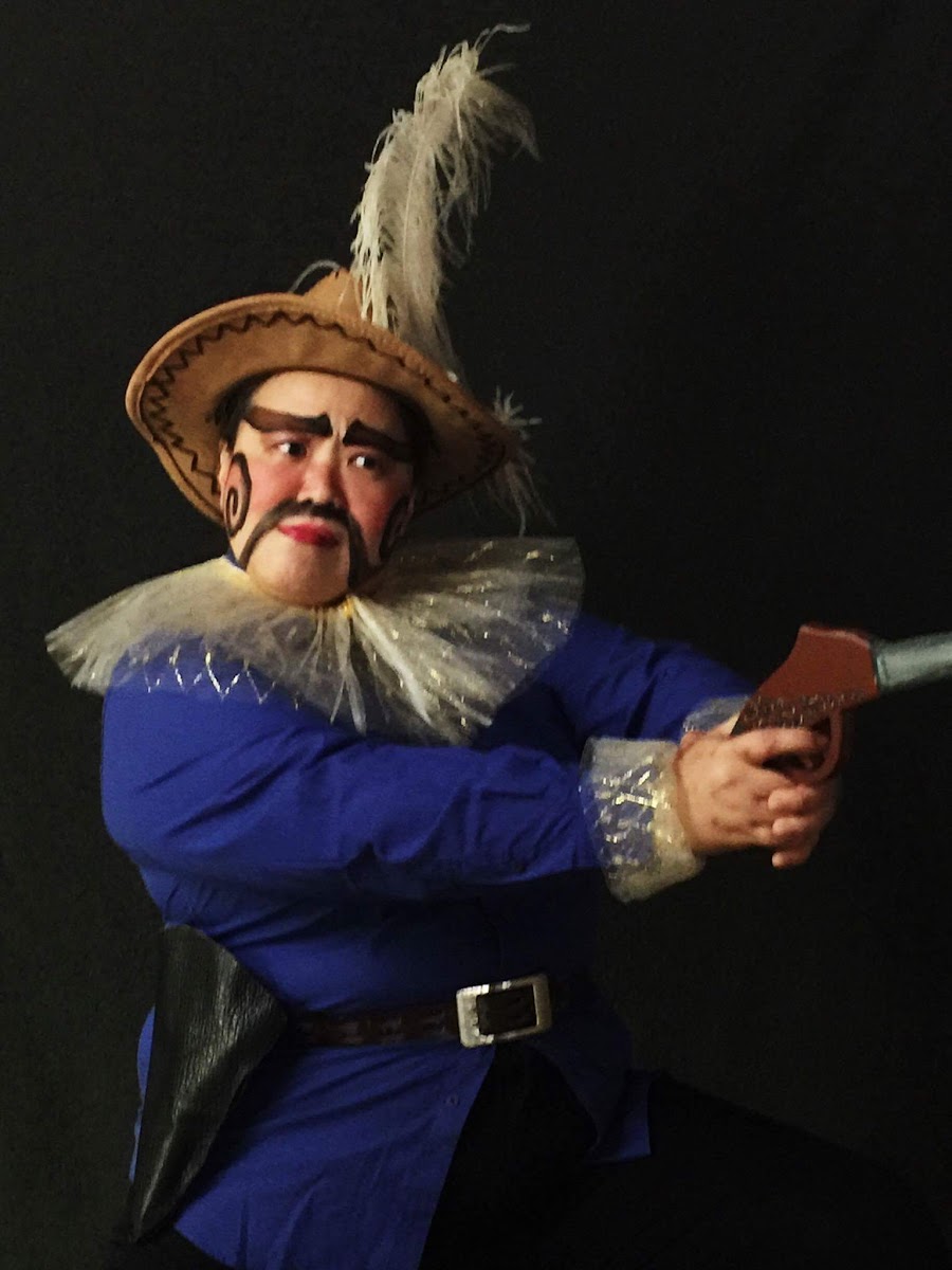 故事嘉年華將以龍的傳說開幕秀及彩街遊行揭開序幕。