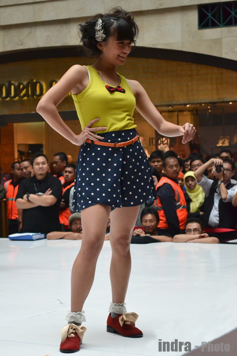 TAUFIK RAHMAN: stella jkt48