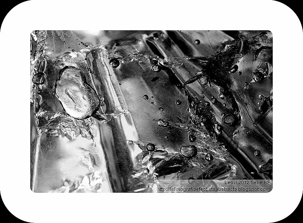 Foto Abstracta 3169 El placer y el dolor que producen tus besos - The pleasure and pain that caused your kisses Foto Abstracta 3169 El placer y el dolor que producen tus besos - The pleasure and pain that caused your kisses