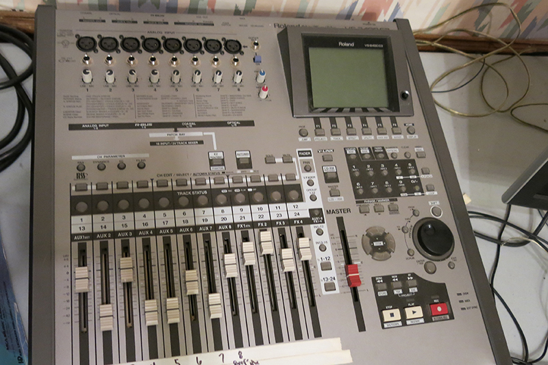 Big Jim's Gear Roland VS 2400 CD Digital Studio Workstation