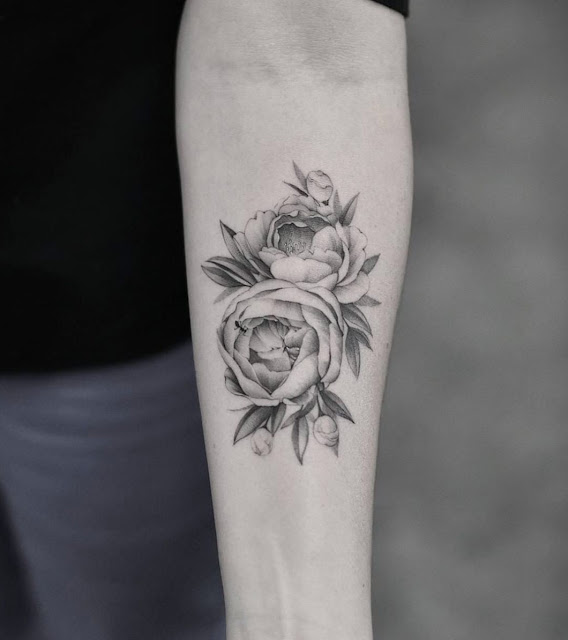 Tatuagens femininas de flores Tatuagens femininas de flores