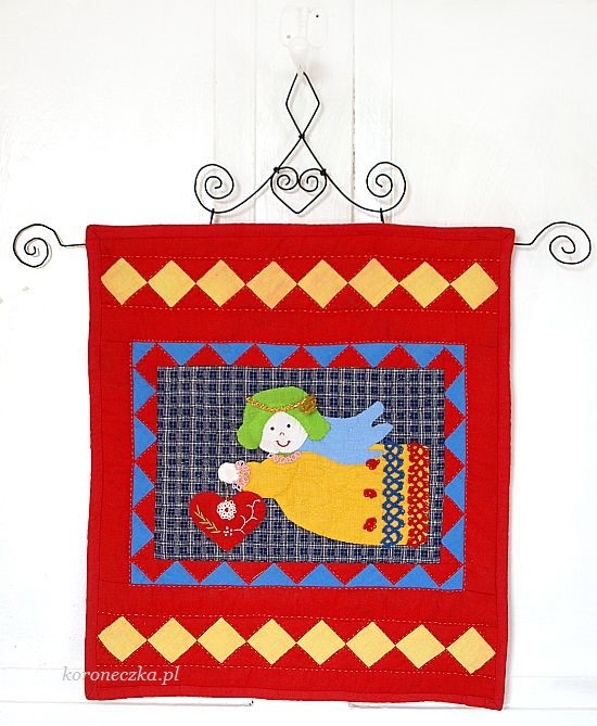 Patchwork Aniołek z serduszkiem - ręcznie pikowany patchwork