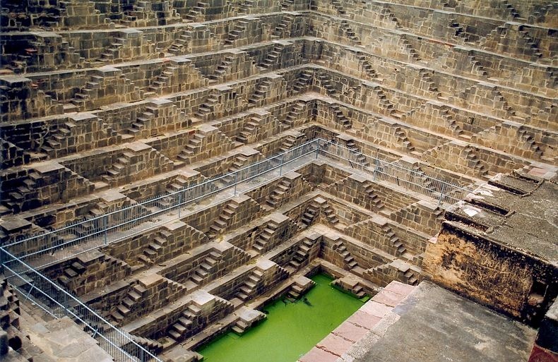 chand-baori-21