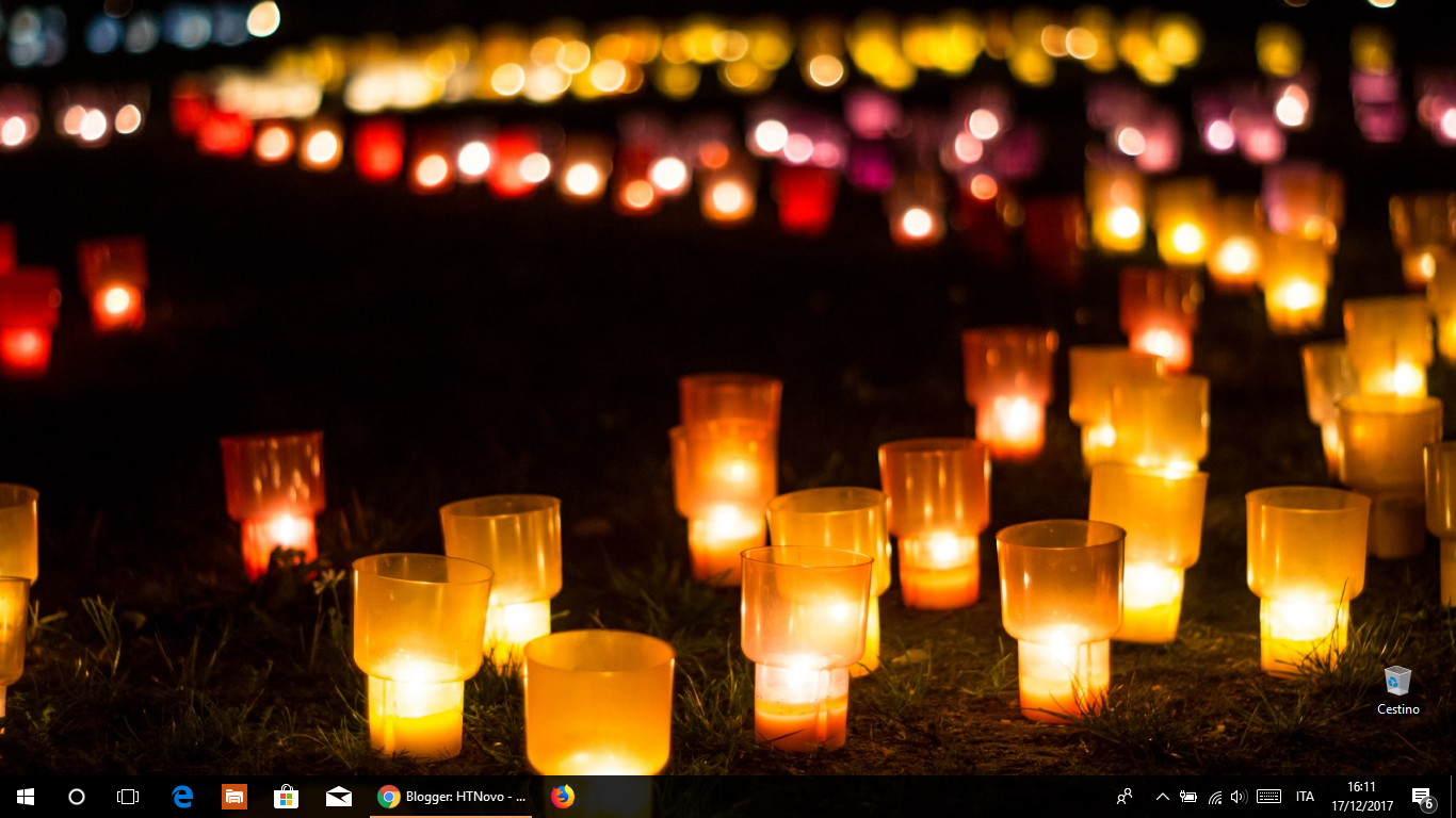 Sfondi Natalizi Lumia.Download Light In Darkness Tema Per Windows 10