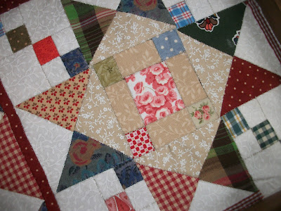Las creaciones de Victoria.Patchwork.Costurero restaurado