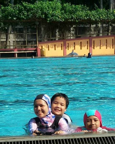 kursus renang di amaraish swimming school kolam hotel bumi wiyata margonda depok nurul sufitri travel lifestyle blogger review