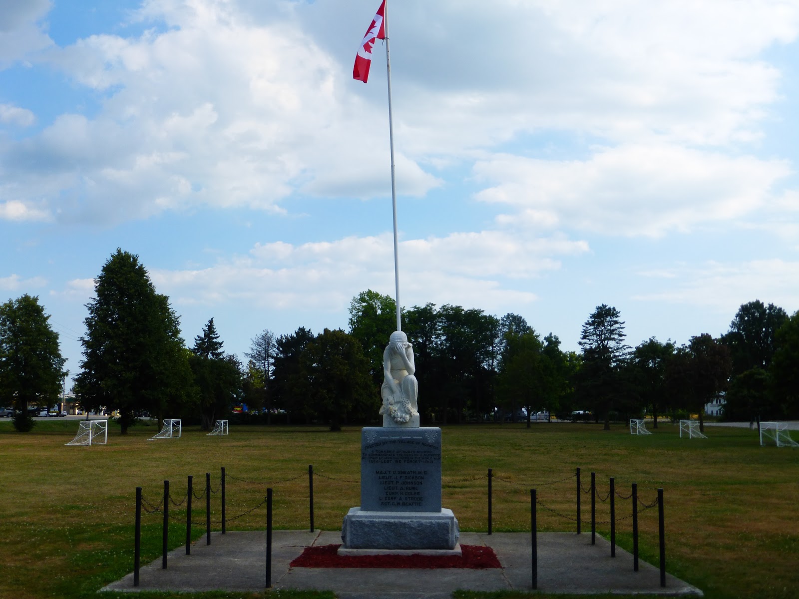 Ontario War Memorials Norwich
