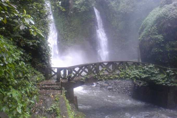 Air Terjun Telu Kali Sulawesi Utara | Pesona Keindahan Alam Indonesia