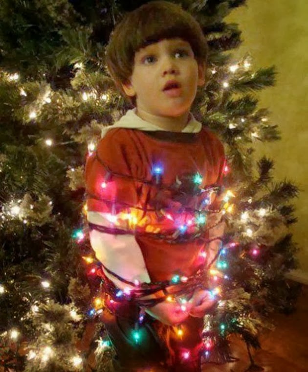 Funny Christmas Photo - FunnyMadWorld