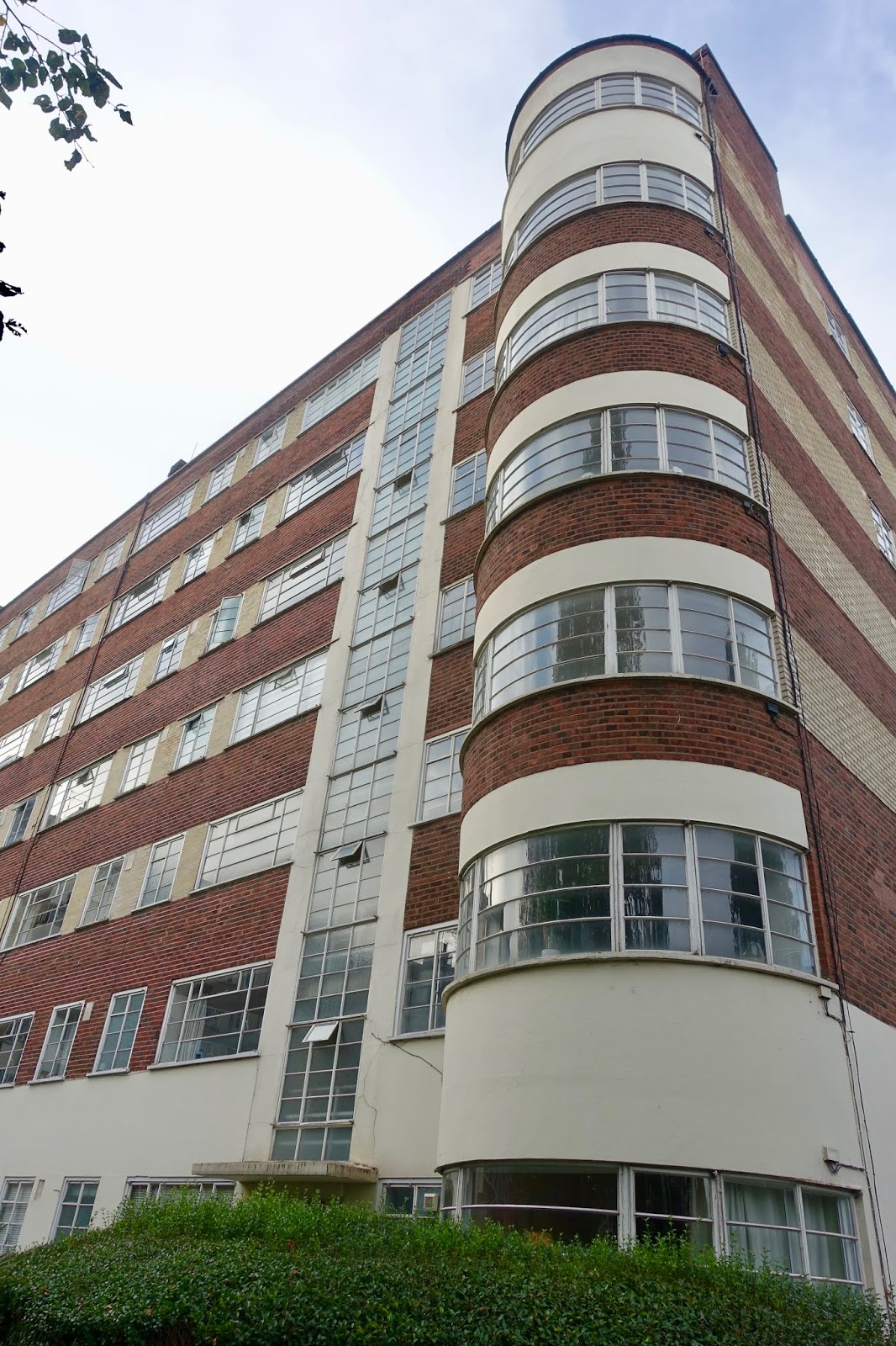 Adrian Yekkes Northwood Hall 1930's luxury in Highgate