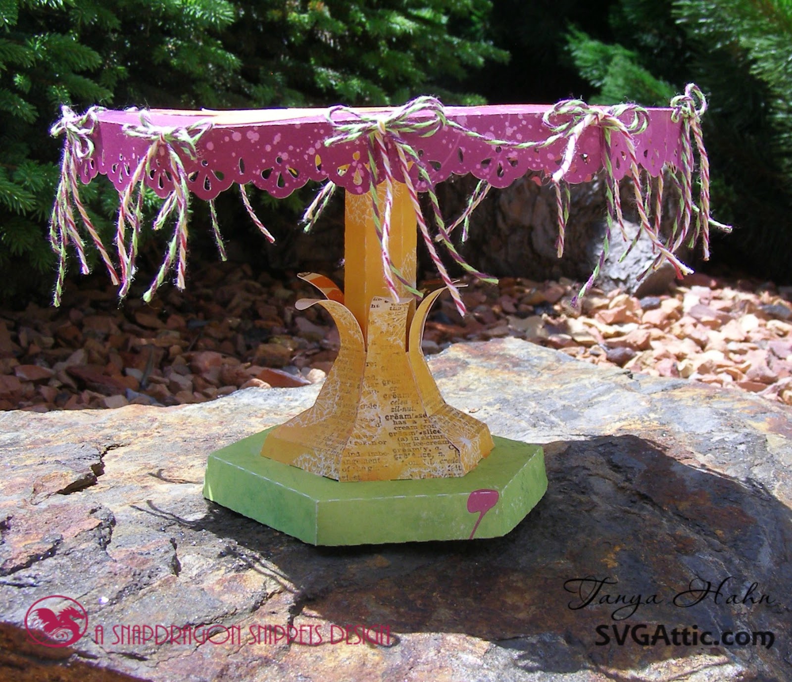SVG Attic Blog Garden Table svg-attic-blog-garden-table