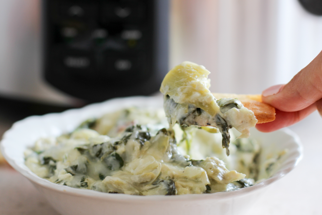 Crockpot Spinach Artichoke Dip - Easy Healthy Recipes
