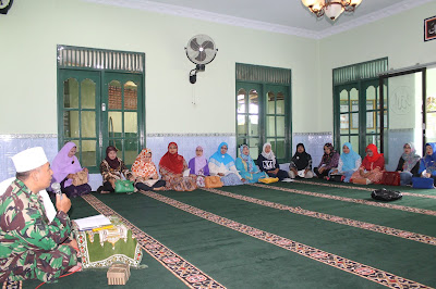 TINGKATKAN IMAN DAN TAQWA PERSIT KODIM SRAGEN GELAR PENGAJIAN