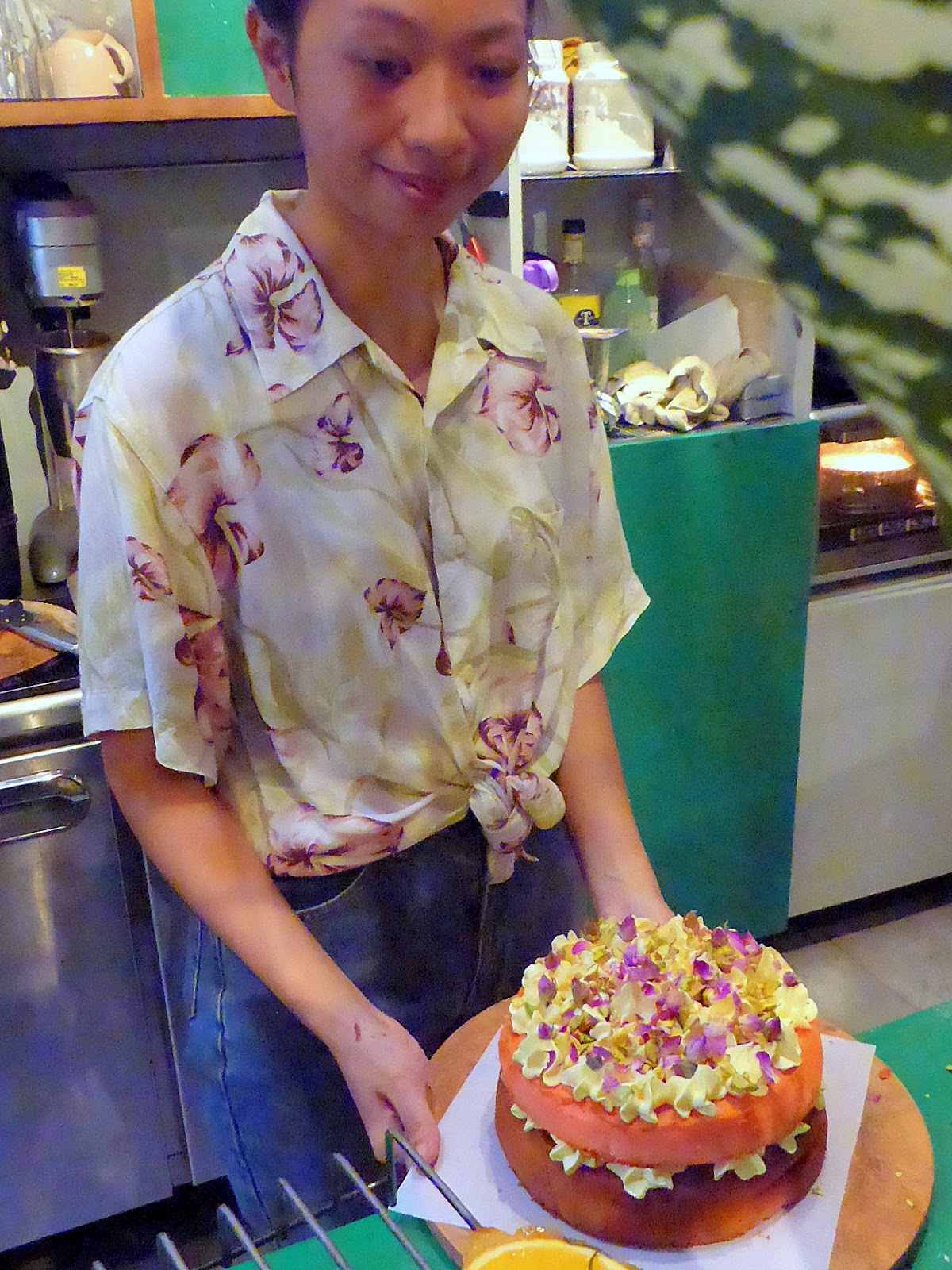 Lovely Cakes at Flowers in the Window. Jalan Dhoby Johor JB Tony Johor