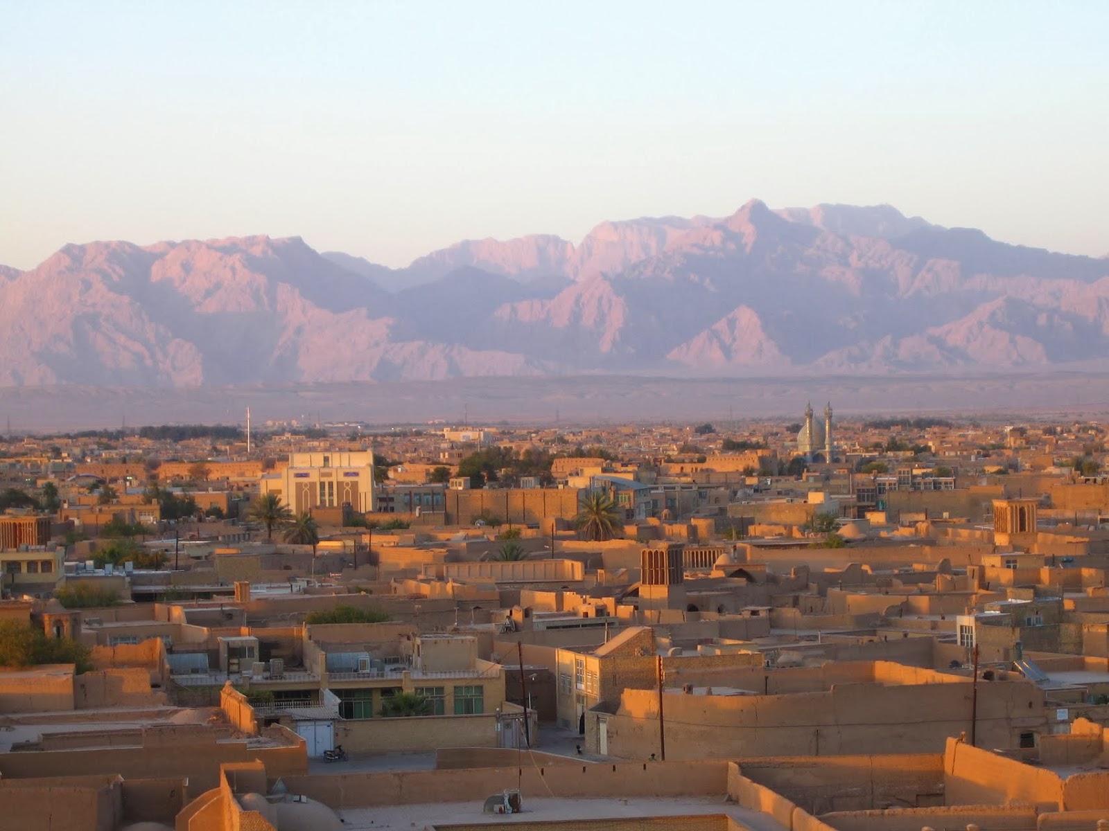 Самый жаркий город в россии. Какой самый жаркий город в мире. Самый теплый город. Какой самый жаркий город в мире. Статистика самых жарких городов.